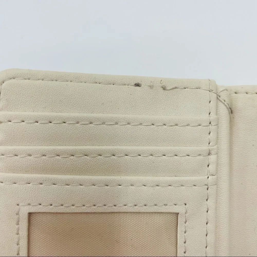 Safekeeper Weaved Design Wallet - Picture 5 of 7